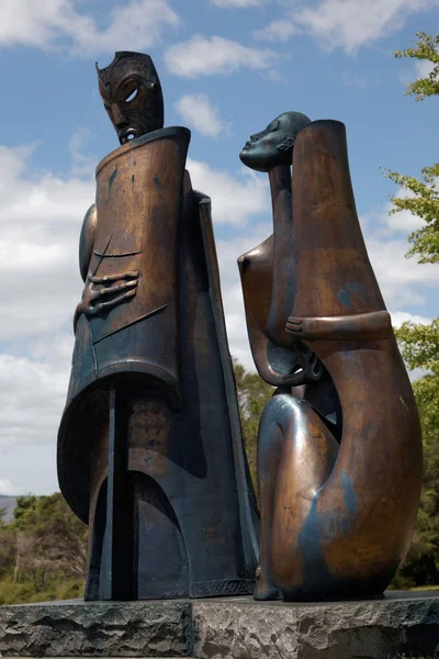 Bronze Sculpture Maori Couple Rotorua New Zealand — Stock Photo, Image