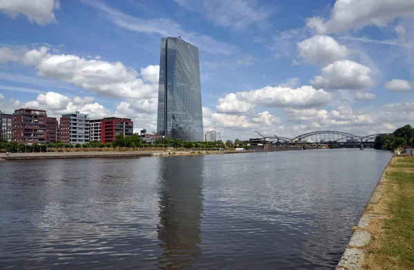 Frankfurt Main Ecb Europese Centrale Bank Mainufer Skyline Stad Stad — Stockfoto