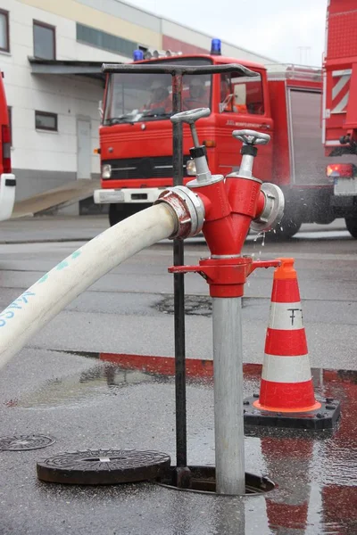 Bouche Incendie Dans Rue — Photo