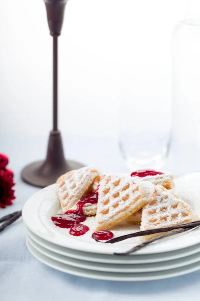 Frissen Sült Herzwaffeln Porcukorral — Stock Fotó