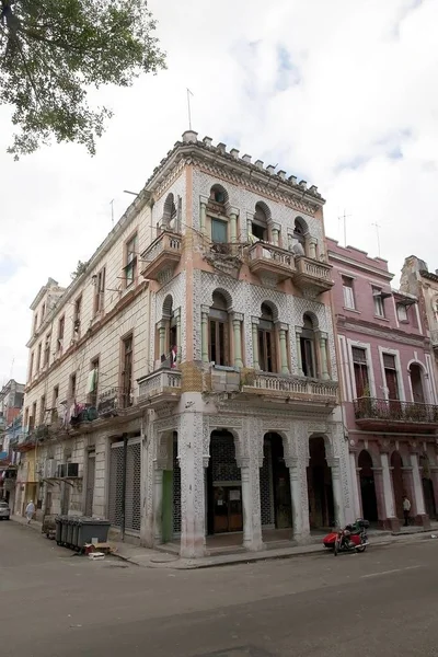 Typisk Kolonial Byggnad Längs Gatan Gamla Havanna Havanna Kuba — Stockfoto