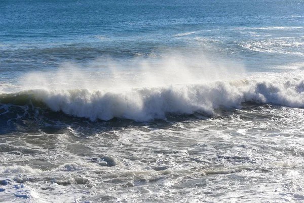 蓝色海水 大自然和旅行的波浪 — 图库照片