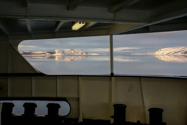 Kuzey Kutup Dairesi Nin Arkasında Kış Zamanı — Stok fotoğraf