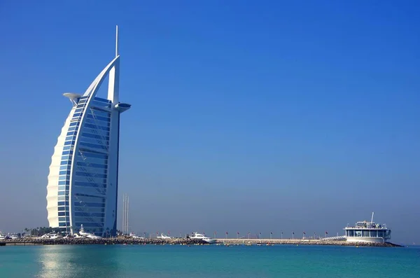 Burj Árabe Com Praia — Fotografia de Stock