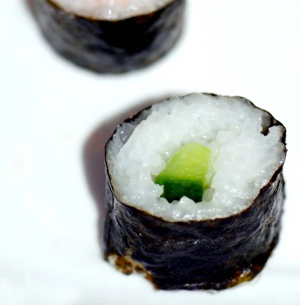 Cozinha Japonesa Sushi Comida Asiática Com Peixe — Fotografia de Stock