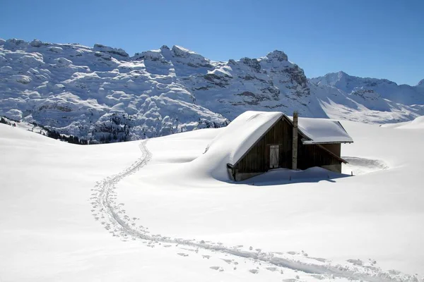 Vista Panorámica Del Majestuoso Paisaje Los Alpes —  Fotos de Stock