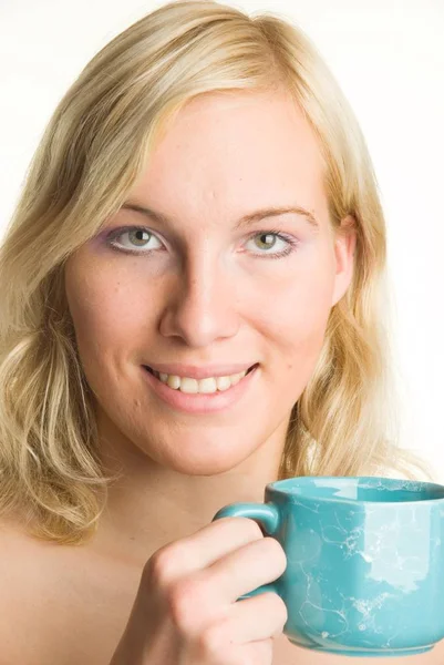 Porträt Einer Jungen Blonden Frau — Stockfoto