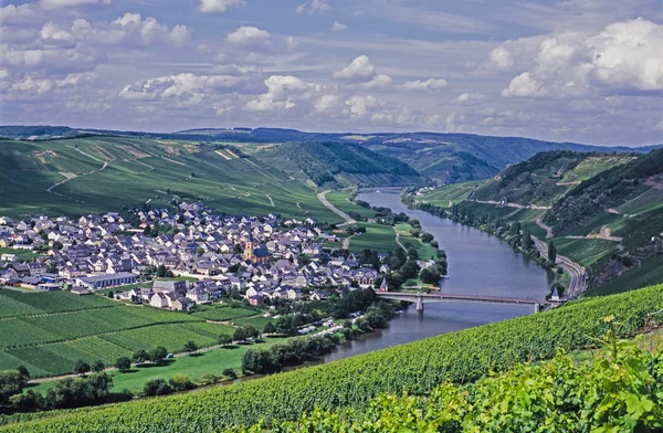 Mosel Flod Som Flyter Genom Frankrike Luxemburg Och Tyskland — Stockfoto