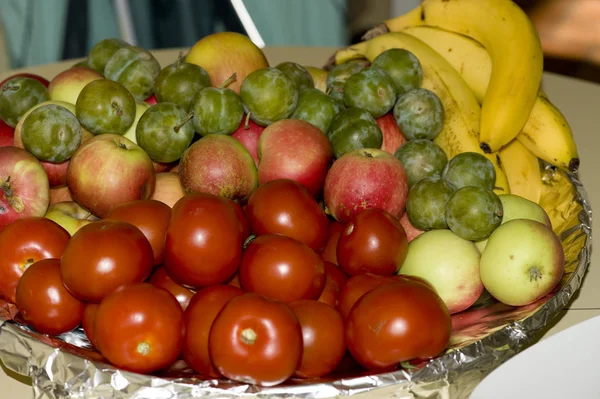 Świeże Dojrzałe Owoce Misce Owoców — Zdjęcie stockowe