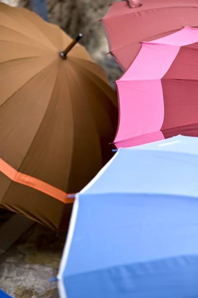 Barevné Deštníky Pollence Mallorce Španělsku — Stock fotografie