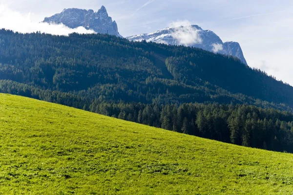 Talya Daki Dolomite Dağları — Stok fotoğraf