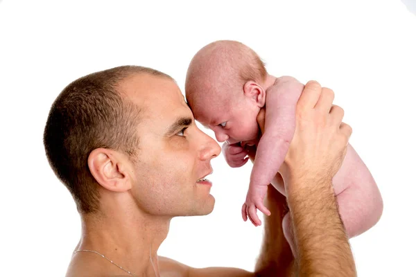 Pai Bebê Frente Fundo Branco — Fotografia de Stock