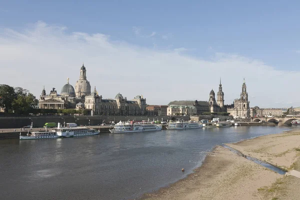 Dresden Avec Elbe Rivière — Photo