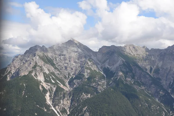 Nuages Serles Stubai Vallée Stubai Montagne Montagnes Alpes Hautes Montagnes — Photo