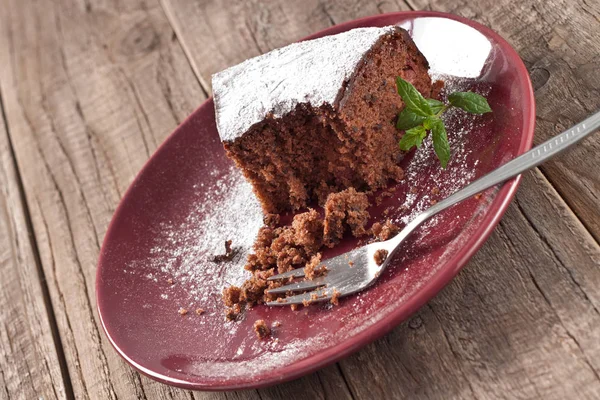 Полусъеденный Кусок Шоколадного Торта — стоковое фото