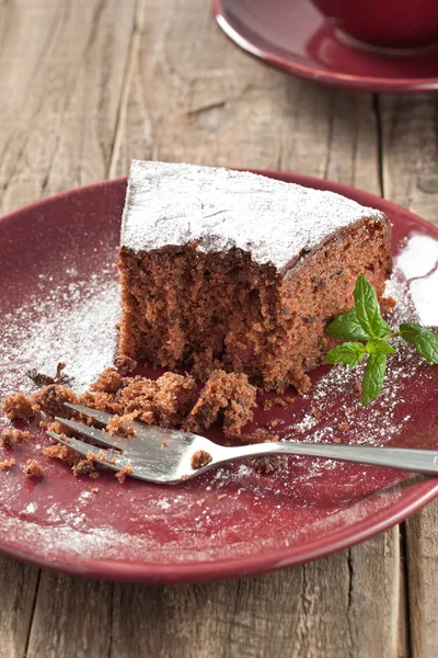 Полусъеденный Кусок Шоколадного Торта — стоковое фото