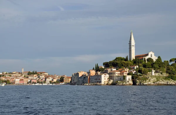 Rovinj Istria Croatia Mar Mediterranean Costa Igreja Eufémia Península Cidade — Fotografia de Stock