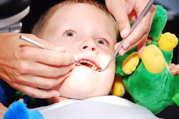 Chłopiec Dentysty — Zdjęcie stockowe