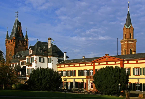 Zámecký Park Radnicí Kostelní Věží Lawrence Weinheimu — Stock fotografie