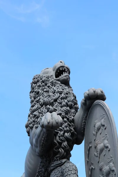 Escultura Dragão Telhado Cidade Tailândia — Fotografia de Stock