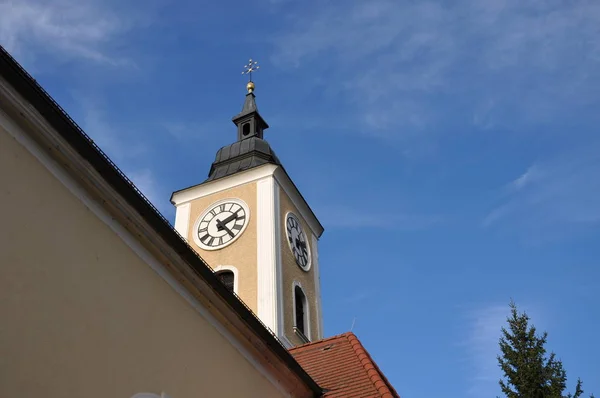 Fassade Der Alten Kirche — Stockfoto