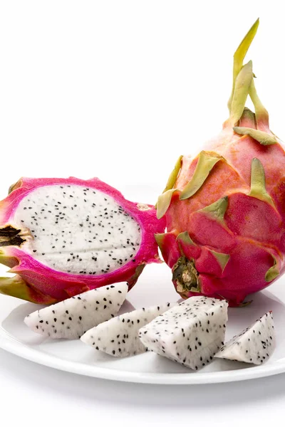 Polpa Frutta Del Frutto Del Drago Piatto Bianco Pianura Quattro — Foto Stock