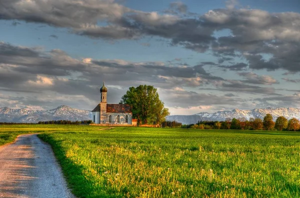 Malebný Výhled Krásnou Jarní Krajinu — Stock fotografie