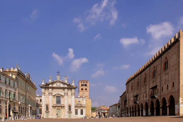 Piazza Sordello Met Kathedraal Van San Pietro Mantua — Stockfoto