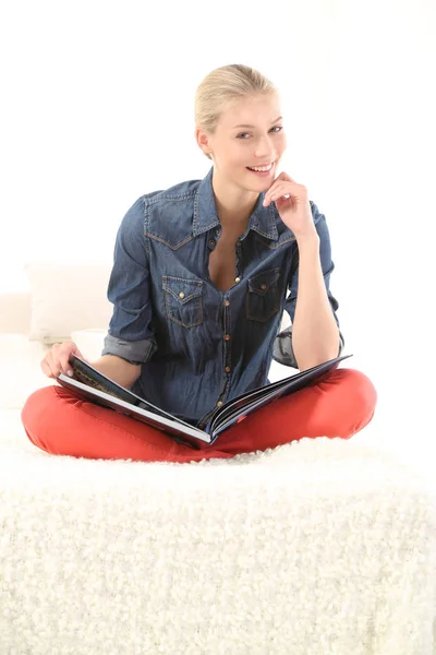 Young Woman Her Study Books Her Lap — Stock Photo, Image