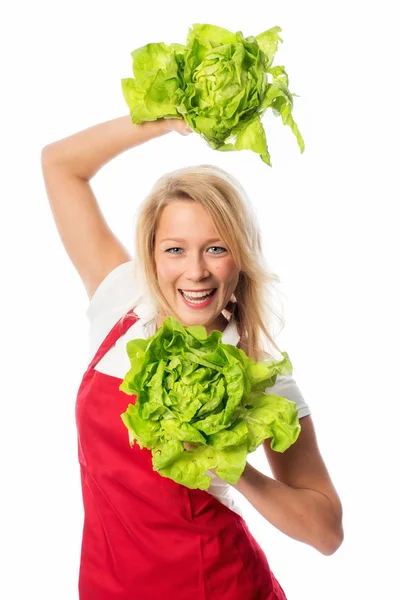 Mujer Con Delantal Presentando Lechuga — Foto de Stock