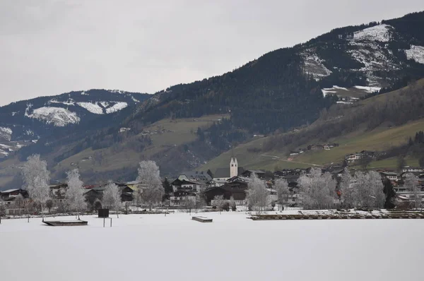 Lago Baño Congelado Uttendorf Invierno — Foto de Stock