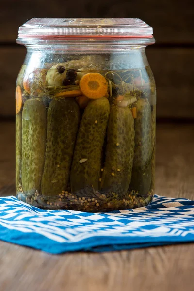 Even Pickled Cucumbers Glass — Stock Photo, Image