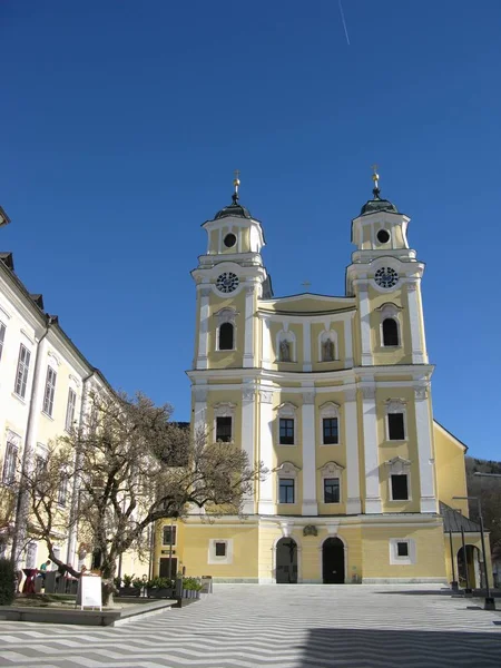 Mondsee Avusturya Daki Bazilika — Stok fotoğraf