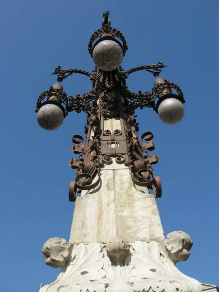 Historische Laterne Barcelona — Stockfoto