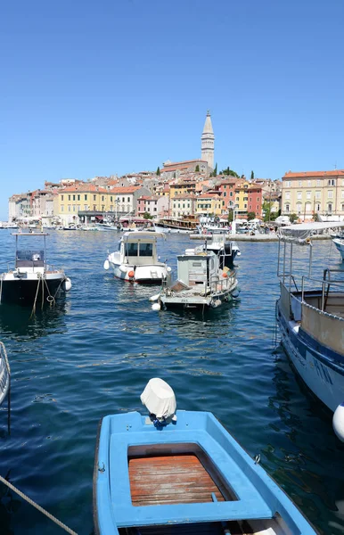 Rovinj Navio Barco Barcos Navios Porto Istria Croatia Mar Mediterranean — Fotografia de Stock