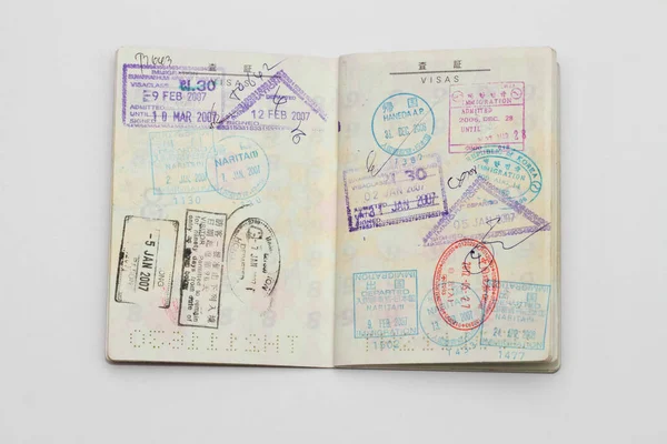 Visto Passaporte Com Muitos Selos — Fotografia de Stock