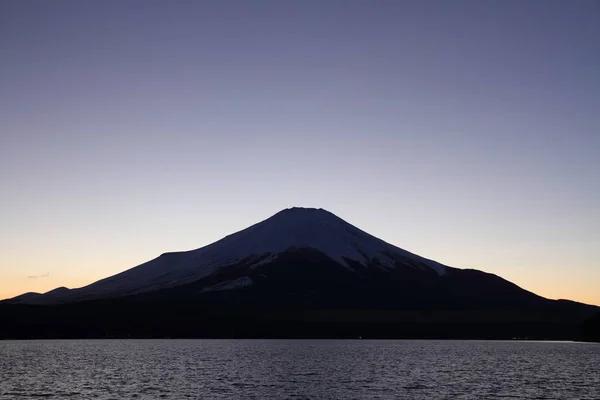 Fuji Desde Lago Yamanaka Por Noche — Foto de Stock