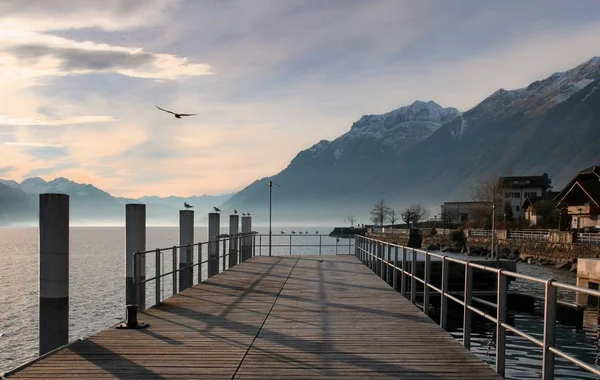 Brienz Gölü Nde Akşam — Stok fotoğraf