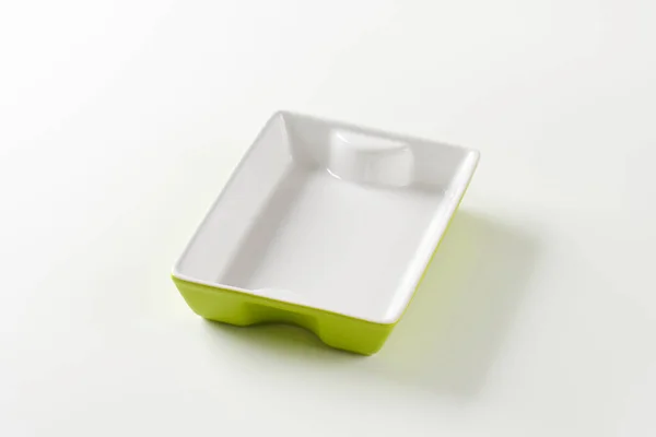 Plat Cuisson Rectangulaire Céramique Blanc Intérieur Vert Extérieur — Photo