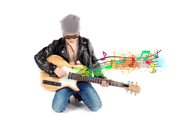 Junger Mann Spielt Gitarre — Stockfoto