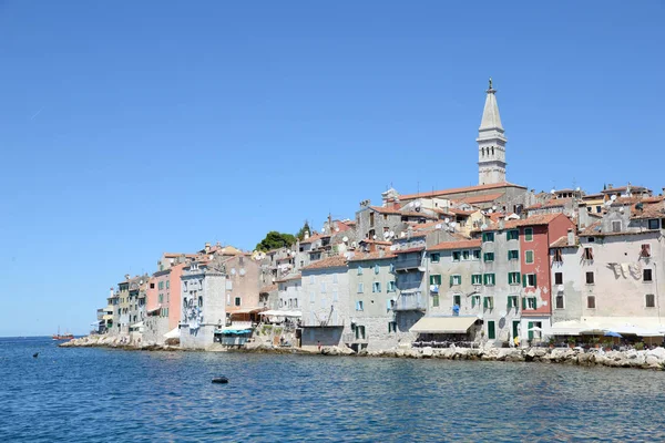 Rovinj Istria Croatia Mediterranean Litoral Igreja Eufémia Península Pitoresca Cidade — Fotografia de Stock