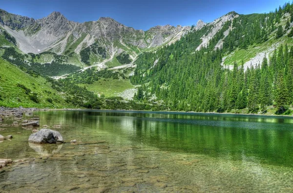 Malowniczy Widok Majestatyczny Krajobraz Alp — Zdjęcie stockowe
