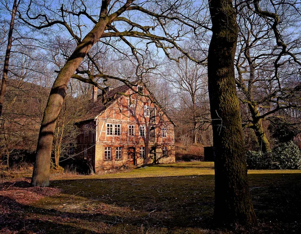 Dom Stylu Tudor Eimke — Zdjęcie stockowe