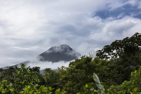 哥斯达黎加的Arenal Volcano — 图库照片