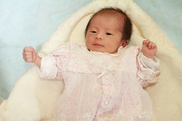 Newborn Baby Japanese Baby Girl — Stock Photo, Image
