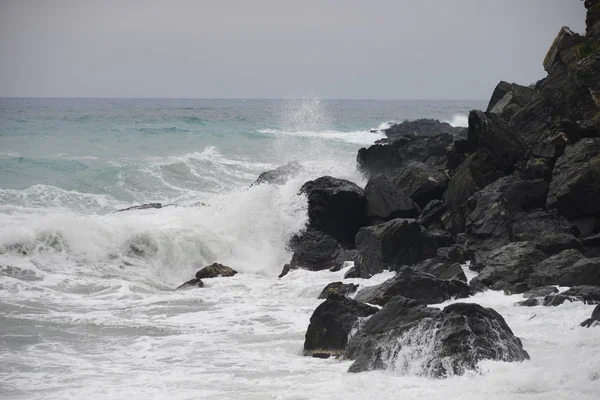 Wellen Mittelmeer Spanien — Stockfoto