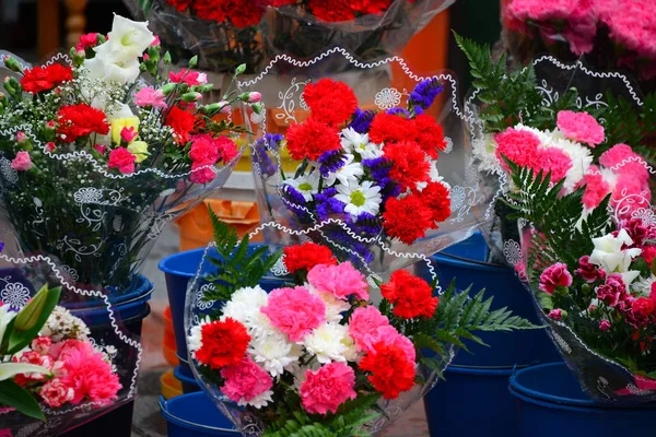 Bouquet Fleurs Sur Marché Hebdomadaire Espagne — Photo