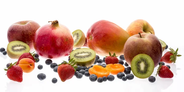 Close Mistura Frutas Tropicais Não Tropicais Isoladas Branco Manga Romã — Fotografia de Stock