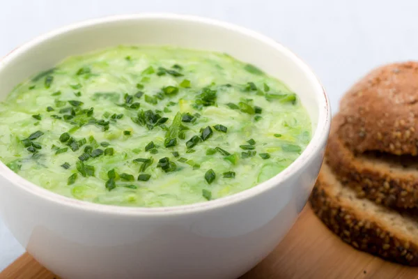 Leek Soup Fresh Chives Sprinkled Chilli Sliced U200B U200Bbread — Foto de Stock