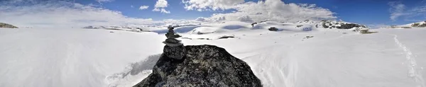 Panorama Panoramico Del Paesaggio Innevato Vicino Trolltunga Norvegia — Foto Stock